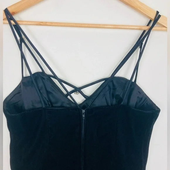 Vintage 90s Y2K strappy back velvet column dress with front slit. - Picture 9 of 11
